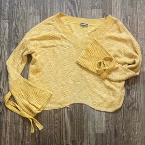 Great sweater with tons of details